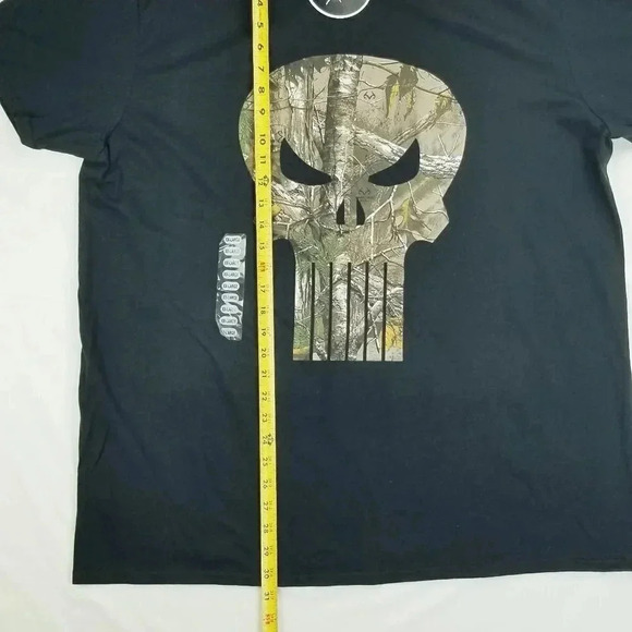 Marvel 2XL Young Men's Punisher Camo Skull Realtree Xtra Black Cotton Crew Teee - Picture 8 of 9